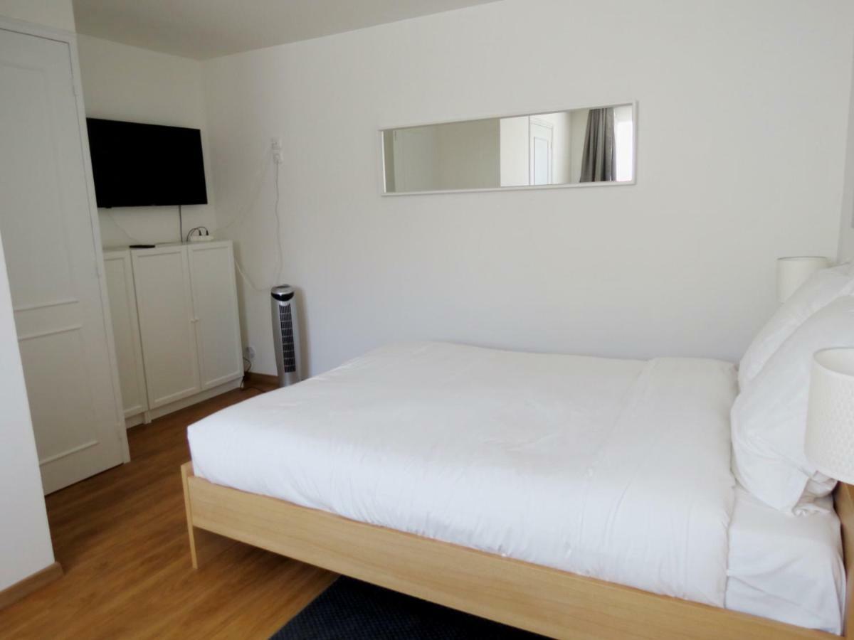 Les Chambres Lune แซ็ง-เตญ็อง ภายนอก รูปภาพ
